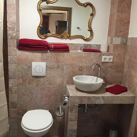 Mcmueller's Kemenate 3*